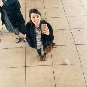 Meet your Posher, Emily